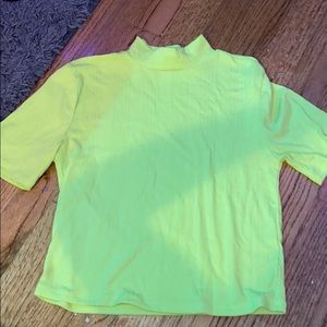 turtleneck shortsleeve shirt